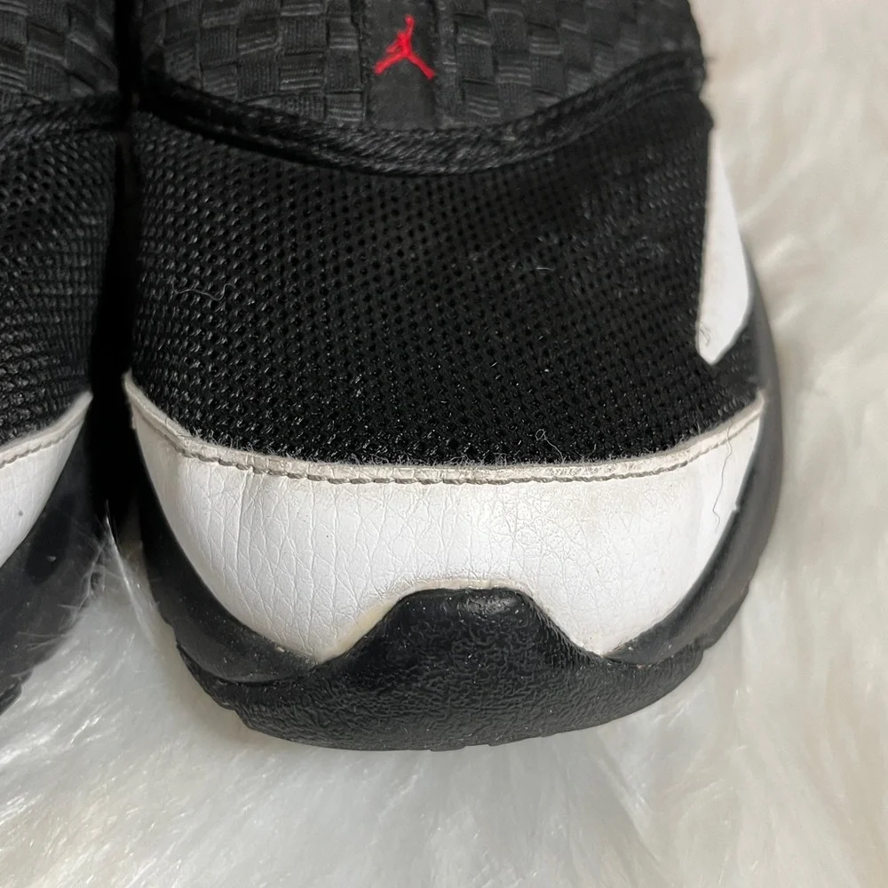 Jordan Black Red Sneakers